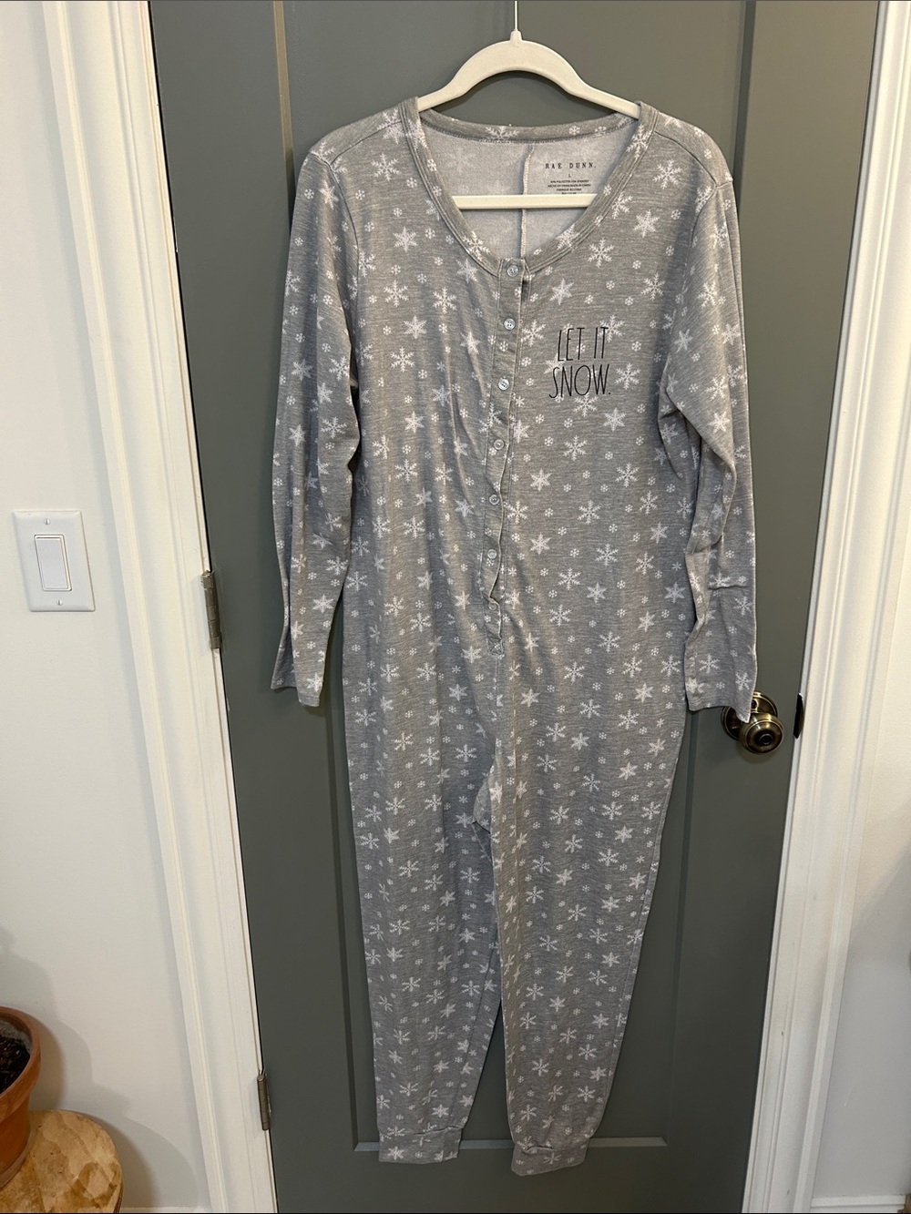 Rae Dunn Gray Snowflake Women's Pajama Onesie size large
